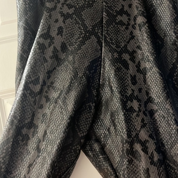 Commando legging - Picture 3 of 3